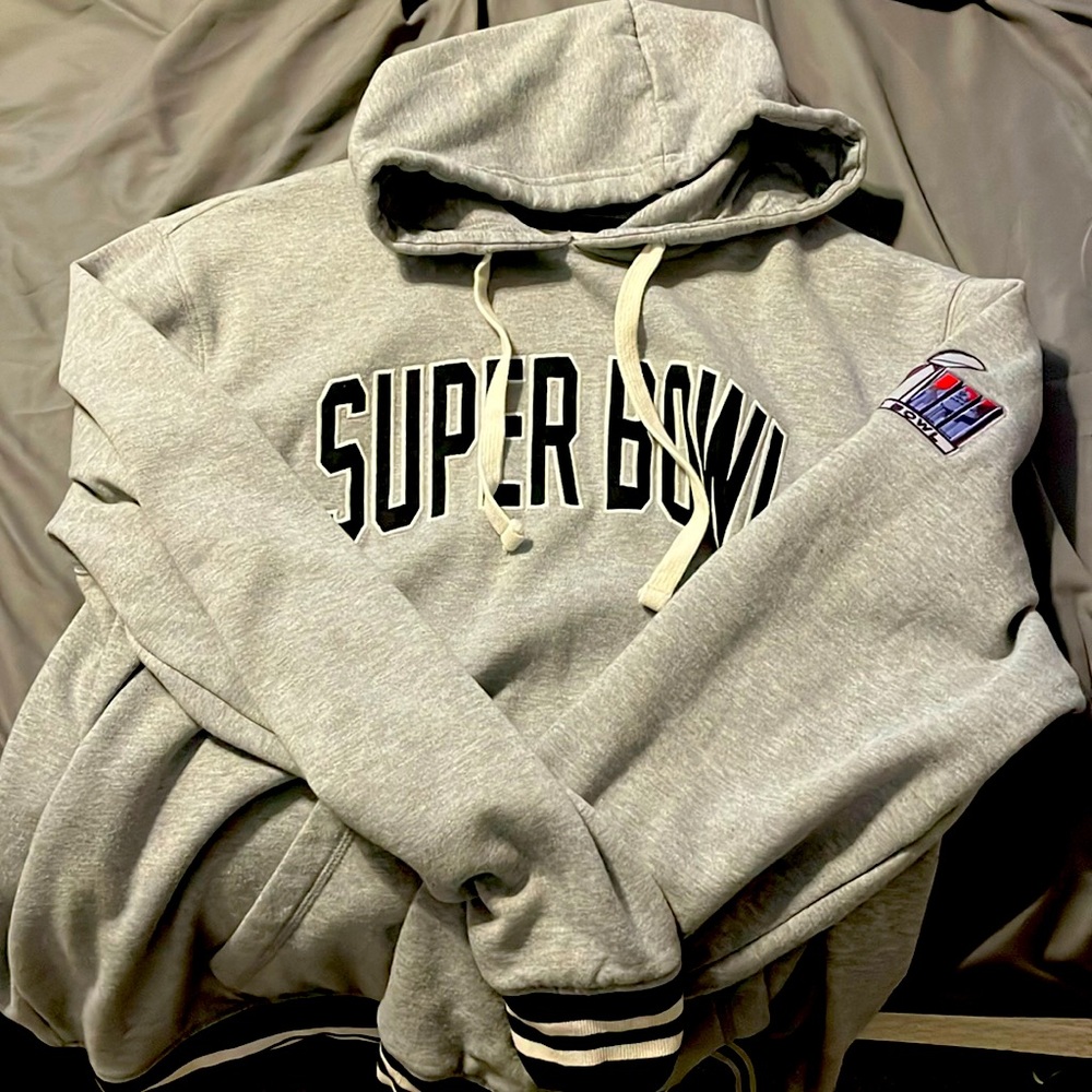 2XL. Super Bowl 58 sweatshirt